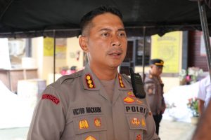 Polresta Jayapura Kota Revitalisasi Tugu Pekabaran Injil di Pulau Metu Debi