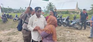 Hadiri HUT Kampung Yatuharja, Bupati Gusbager: Jika Ingin Kampung Maju Maka Semua Pihak Harus Bersatu