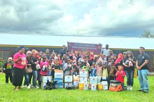 DTT SMDE Papua Pegunungan Berbagi Kasih Bersama Anak-Anak Panti Asuhan Izinmo