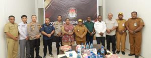 Kunjungi Kantor KPU, Pj Gubernur Papua Tengah Pantau Persiapan Pemilu