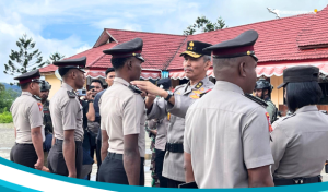 Sebelas Personel Polda Papua Dapatkan Penghargaan Langsung Dari Kapolri