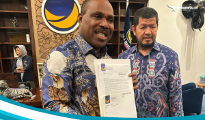 Partai Nasdem Resmi Berikan Rekemondasi Untuk Maximus Tipagau Maju Calon Bupati Mimika