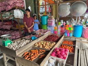 Pemprov Papua Tengah Mengapresiasi Peran Pedagang Tradisional di Nabire Dalam Menekan Inflasi