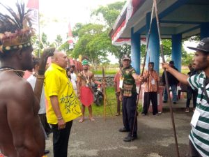 Semakin Terdepan di Pilkada Papua, Mari-Yo Kini Terima Dukungan Dewan Adat Byak